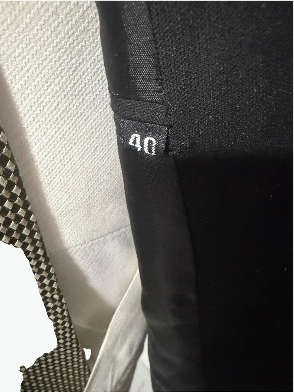 Men's Black four Button Blazer no vent flaps in rear. ☑️